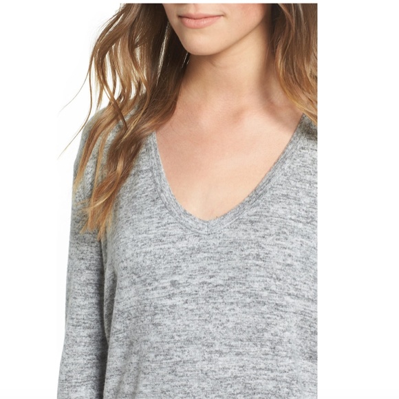 BP. Cozy V- Neck Sweater Grey Sz. Small - Picture 4 of 7